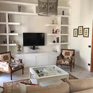 Centro Storico, Piazza Carmine: La Casa Di Angela Appartamento Reggio Calabria